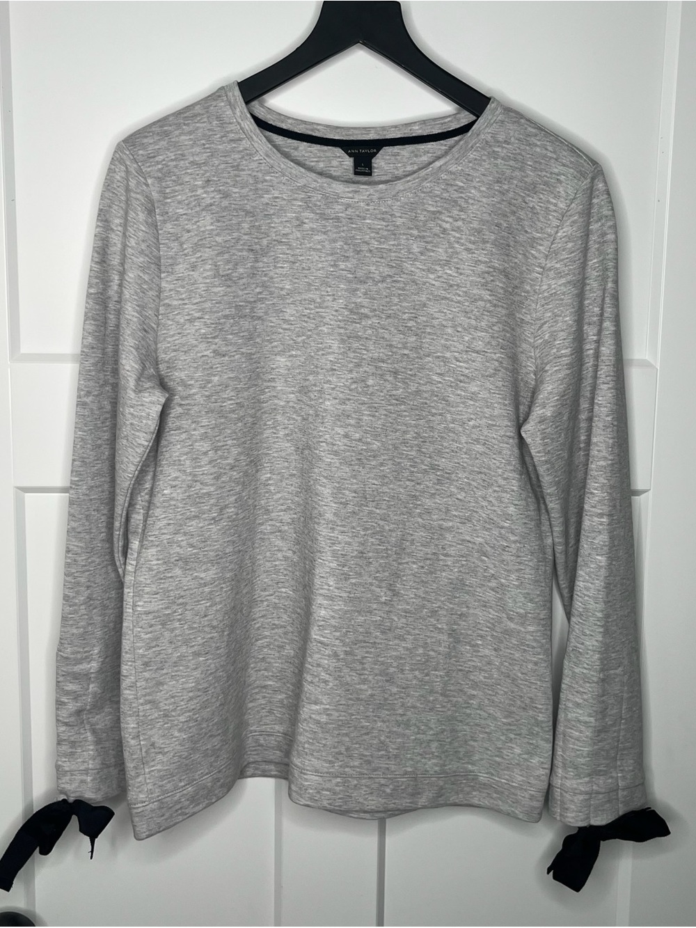Ann Taylor Gray Sweatshirt with Black Ties at Wrists Size Large